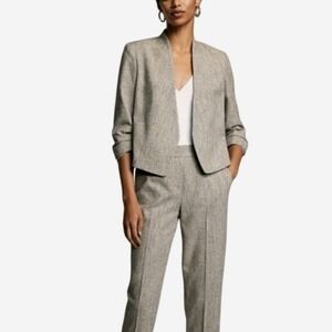 Babaton Atelier Aritzia Short‎ Blazer Jacket Wool Silk Blend Size 2-Career Chic